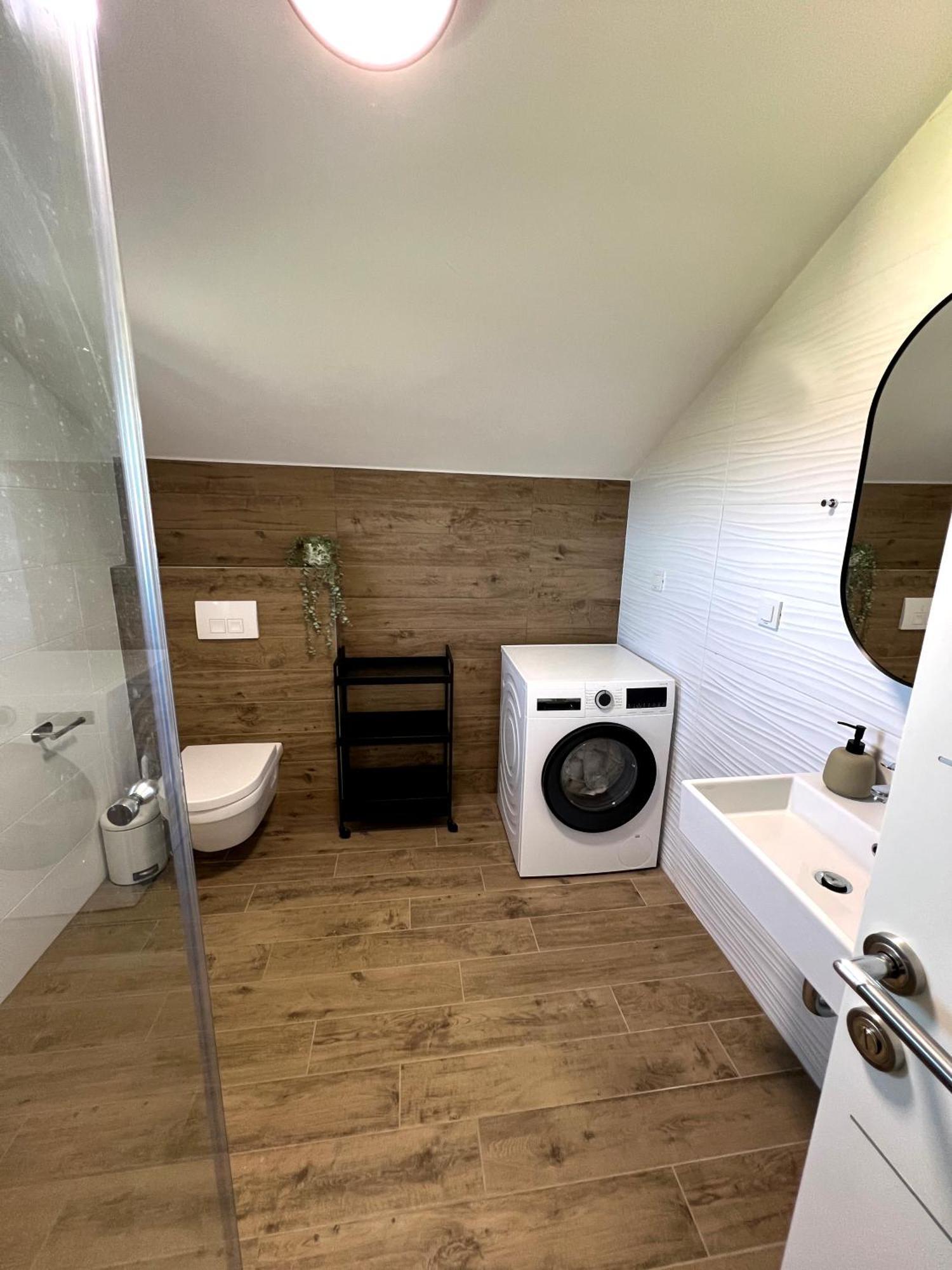 Penthouse Sky Deluxe